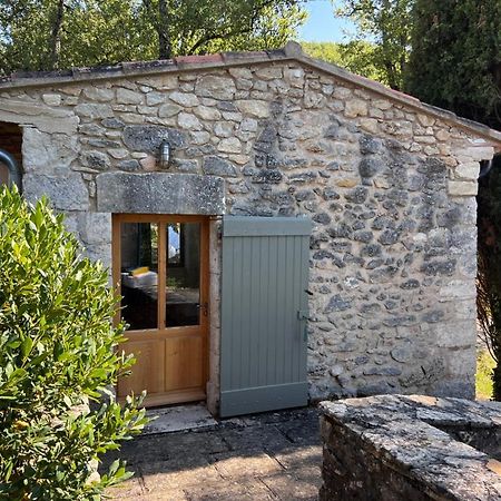 Bergerie Bed & Breakfast Montjustin Екстериор снимка